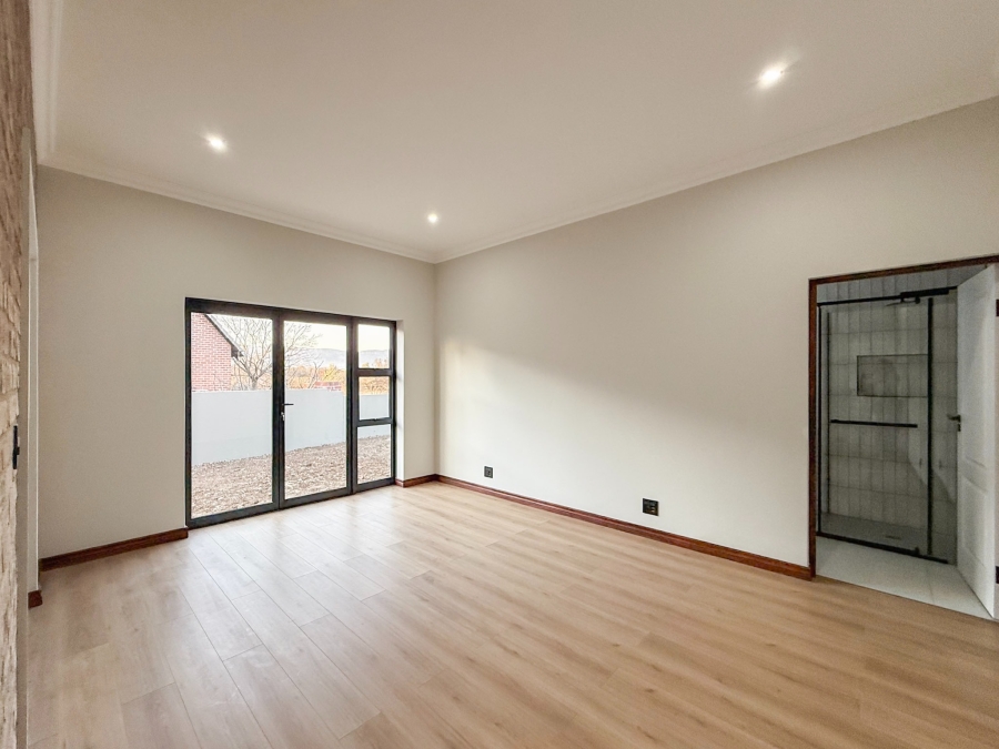 4 Bedroom Property for Sale in Landsmeer Residential Estate North West